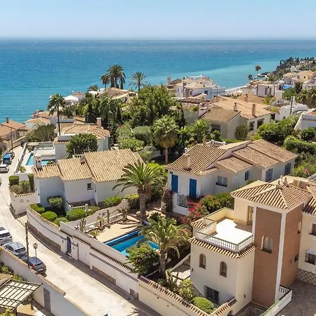 Nice In With Outdoor Swimming Pool, Wifi And Heated Swimming Pool Vakantiehuis *